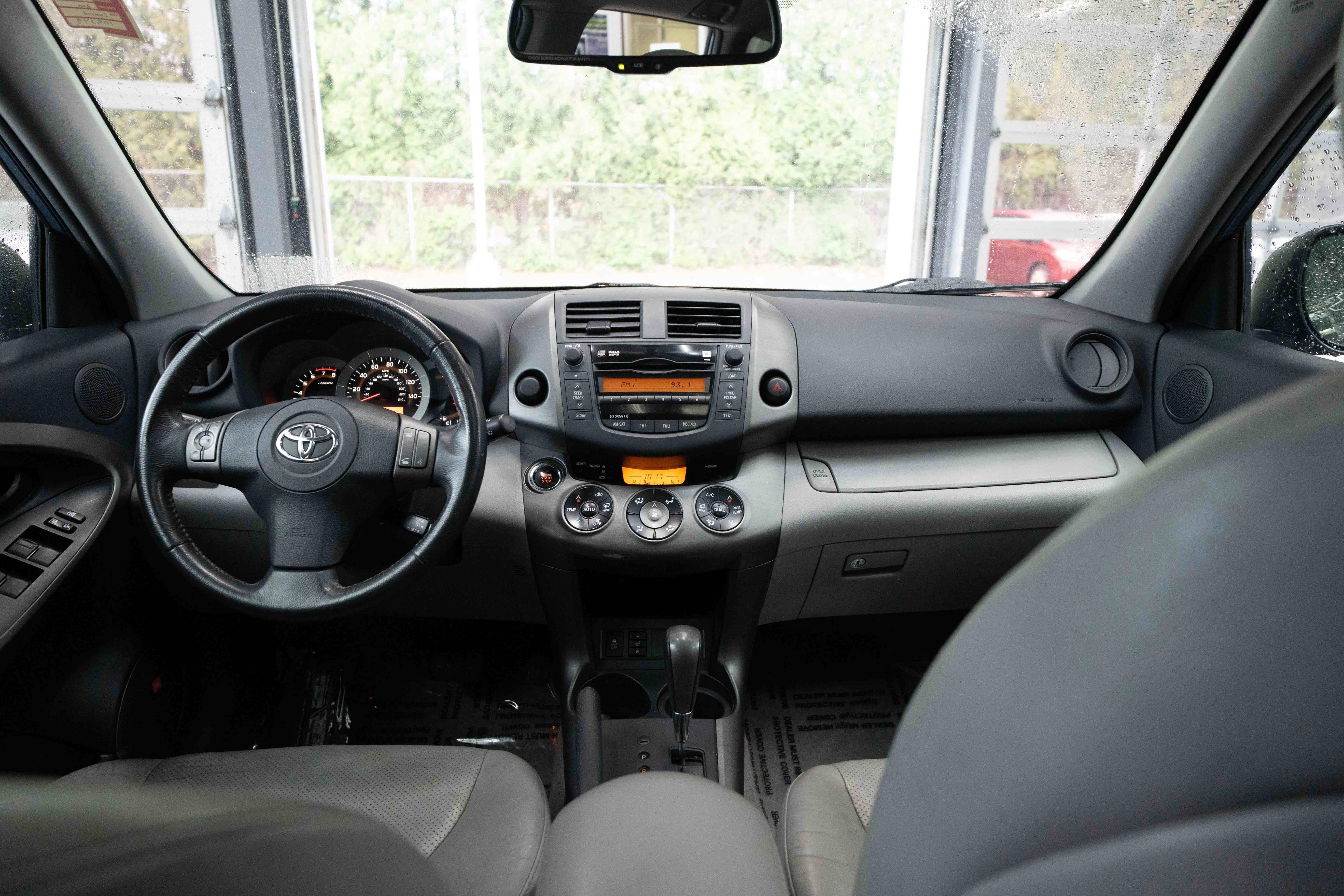 Used 2009 Toyota RAV4 Limited image 20