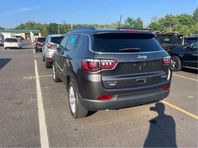 Used 2023 Jeep Compass Latitude w/ Sun and Sound Group AWD/4WD image 6