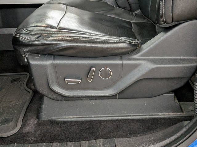 Used 2016 Ford F150 Lariat w/ Equipment Group 502A Luxury AWD/4WD image 13