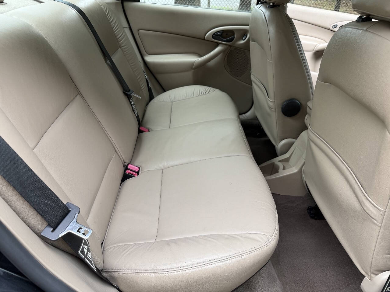 Used 2002 Ford Focus ZTS FWD image 17