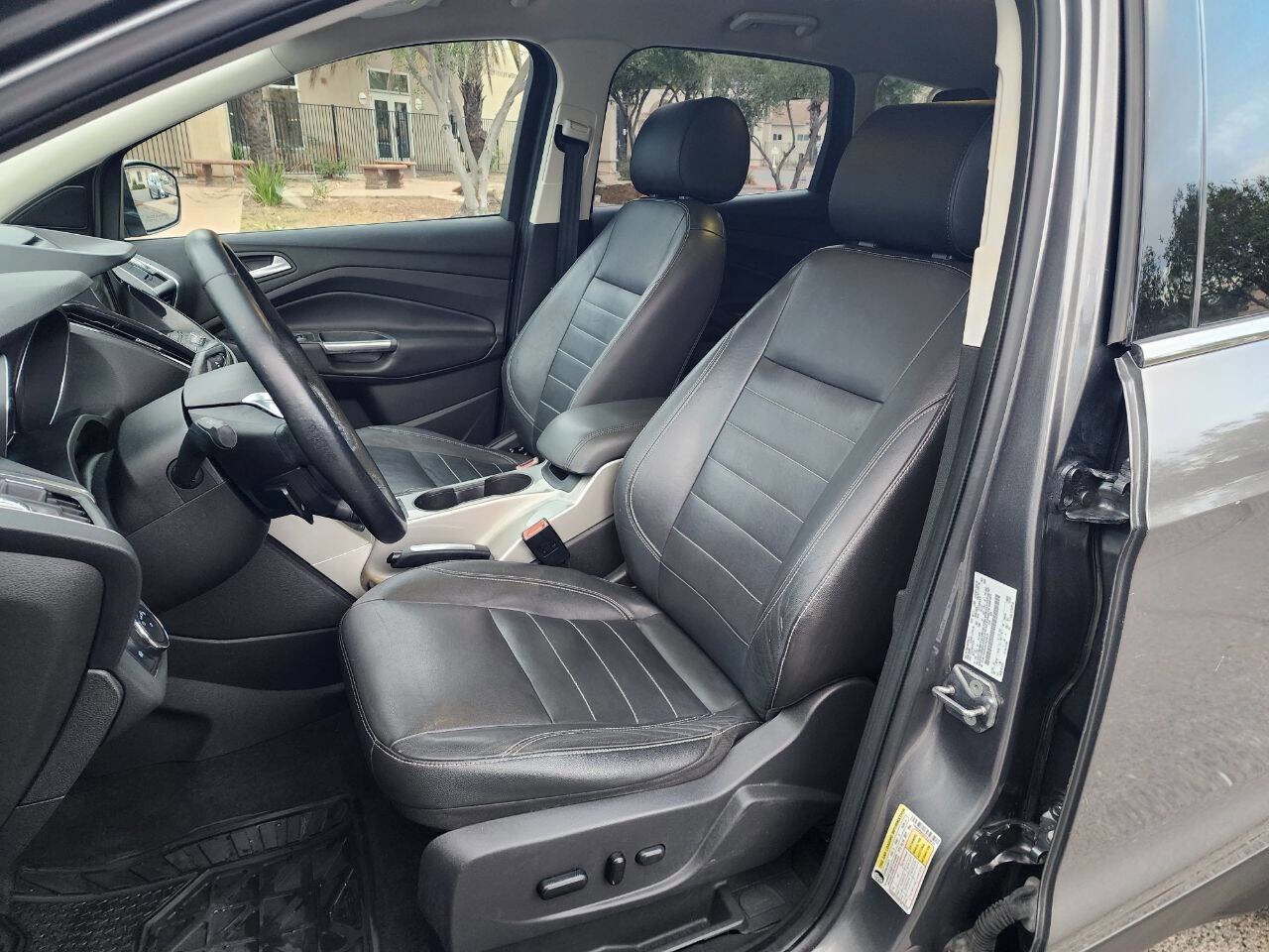 Used 2013 Ford Escape SEL image 29