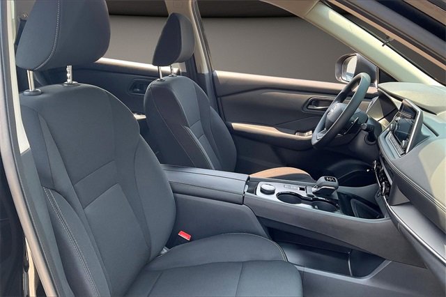 New 2026 Nissan Rogue S image 11