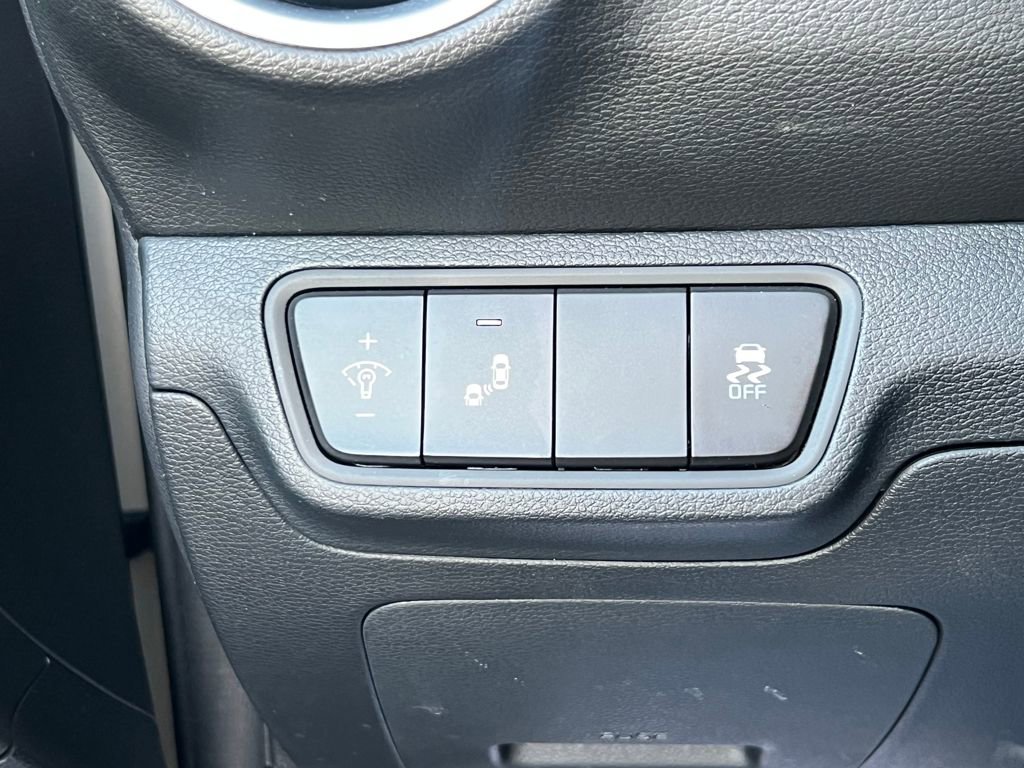 Used 2024 Kia Forte GT-Line image 16