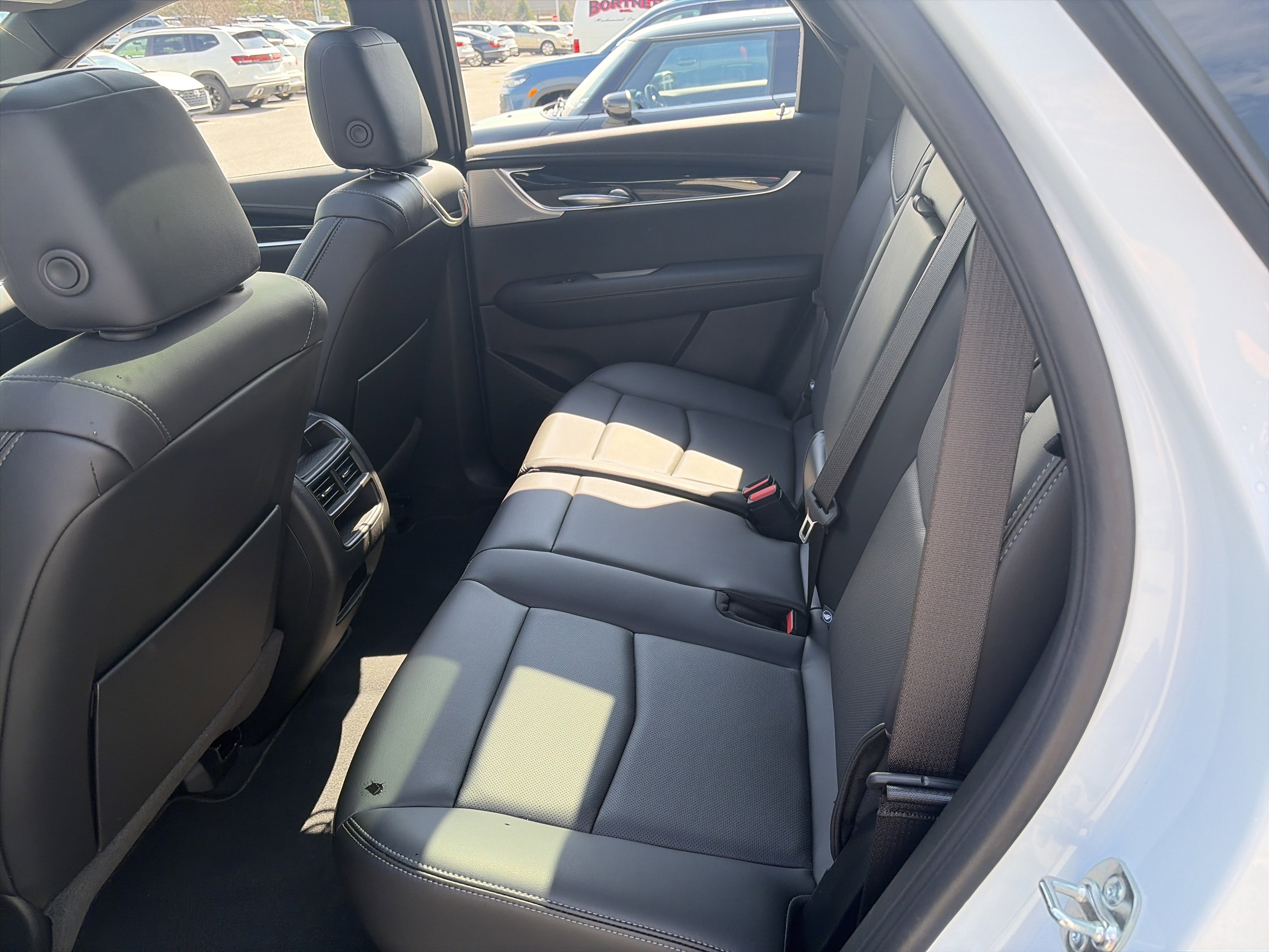 Used 2025 Cadillac XT5 Premium Luxury FWD image 25