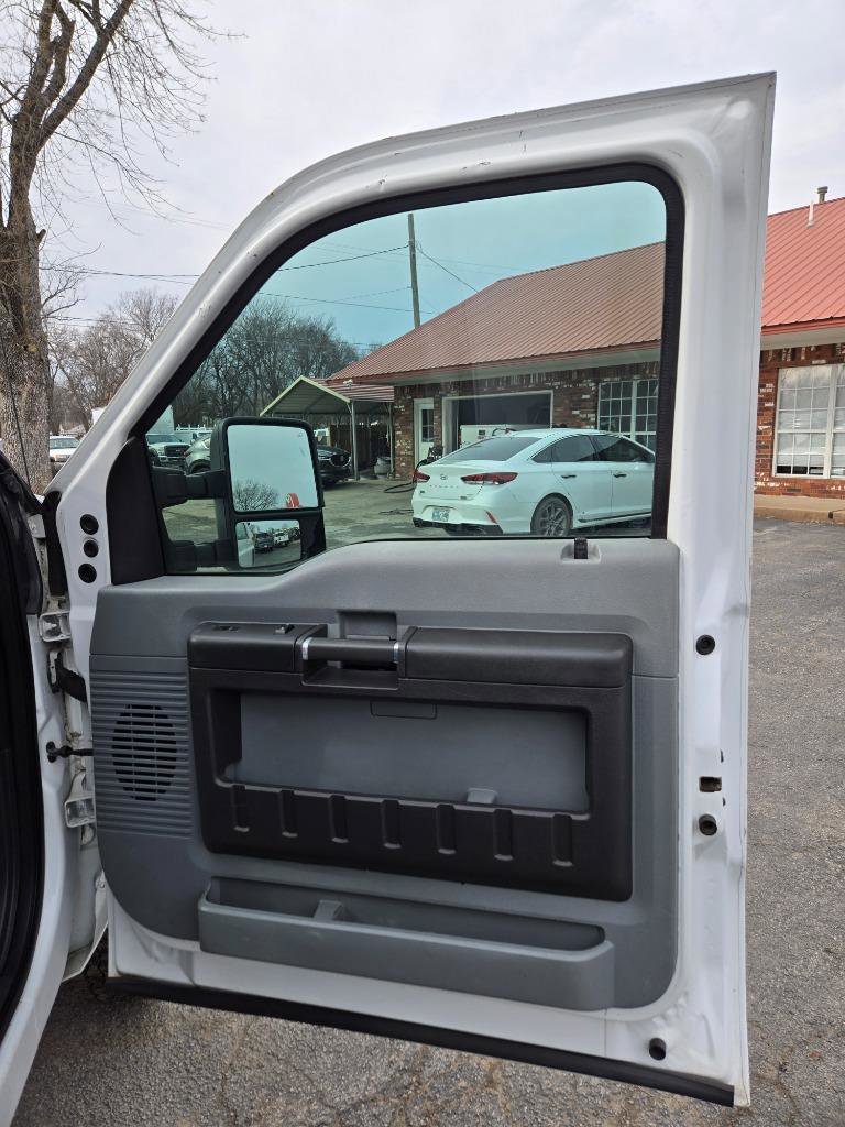 Used 2015 Ford F250 XL w/ Power Equipment Group image 50