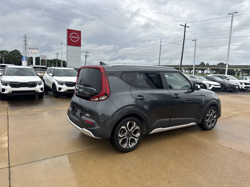 Used 2022 Kia Soul X-Line FWD image 16