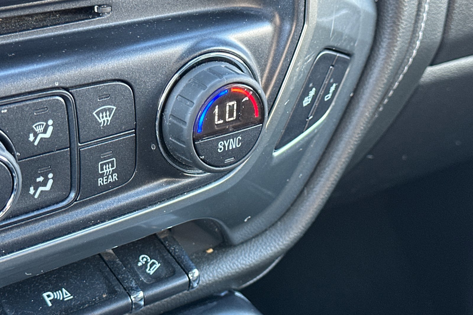 Used 2016 Chevrolet Silverado 1500 LTZ Z71 w/ LTZ Plus Package image 29