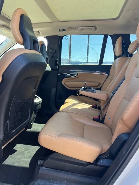 Used 2016 Volvo XC90 T6 Momentum w/ Momentum Plus Package AWD/4WD image 25