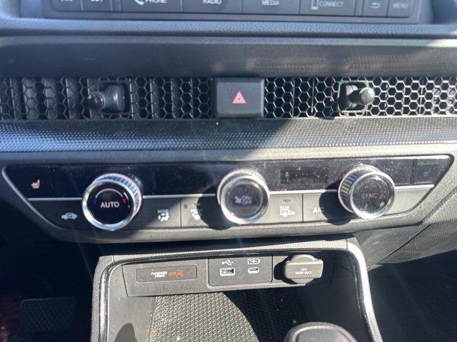 Used 2025 Honda CR-V EX image 13