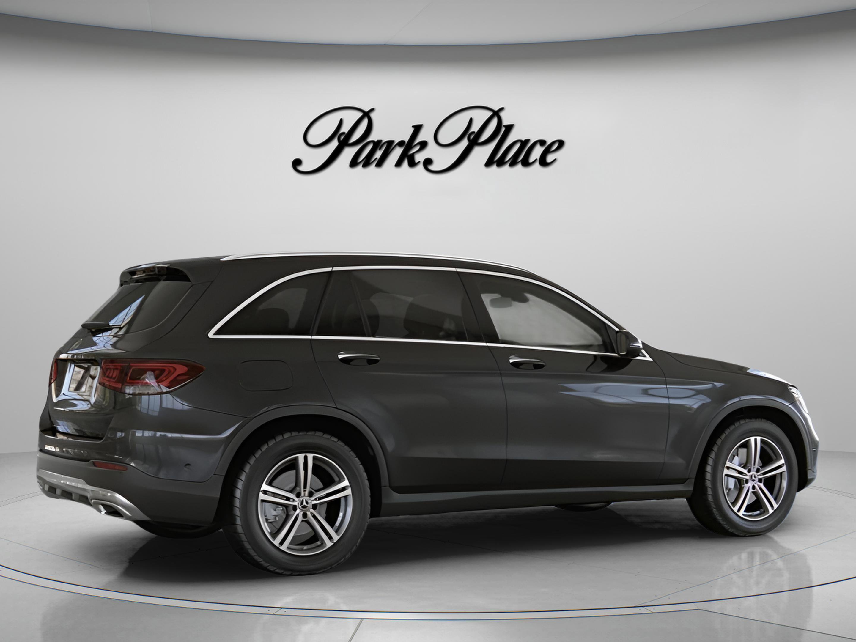 Used 2021 Mercedes-Benz GLC 300 image 23