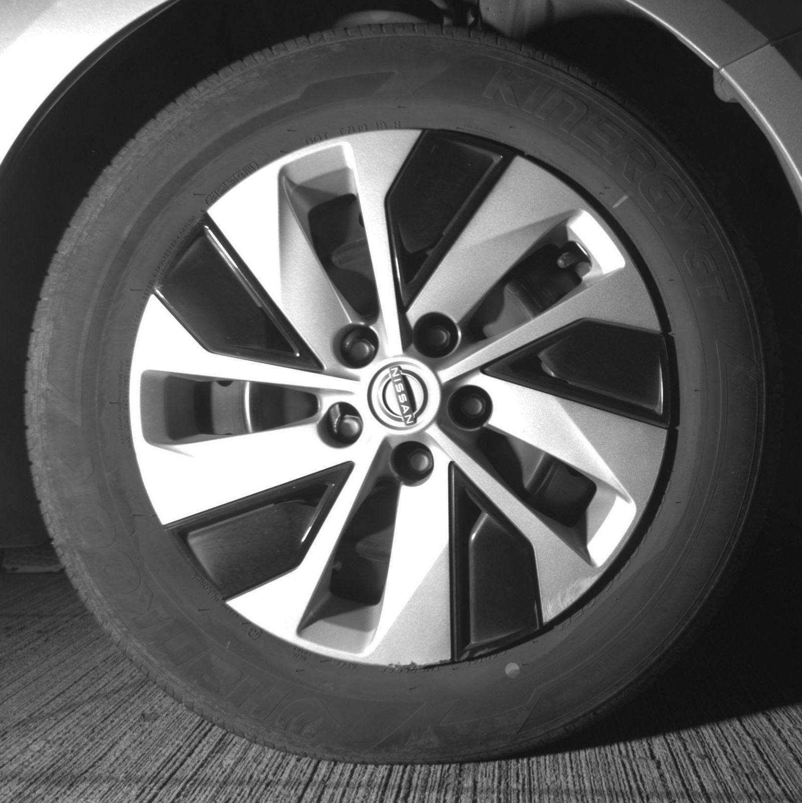 Used 2023 Nissan Altima 2.5 S FWD image 16