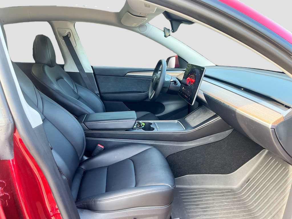 Used 2025 Tesla Model Y Long Range RWD image 29