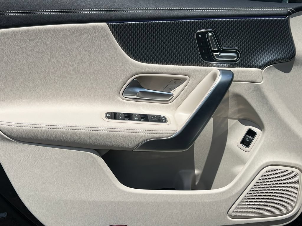 New 2025 Mercedes-Benz CLA 250 4MATIC image 12