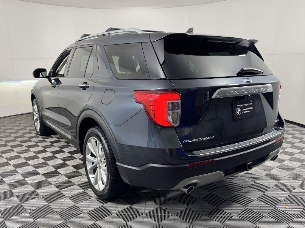 Used 2022 Ford Explorer Platinum w/ Technology Package AWD/4WD image 8
