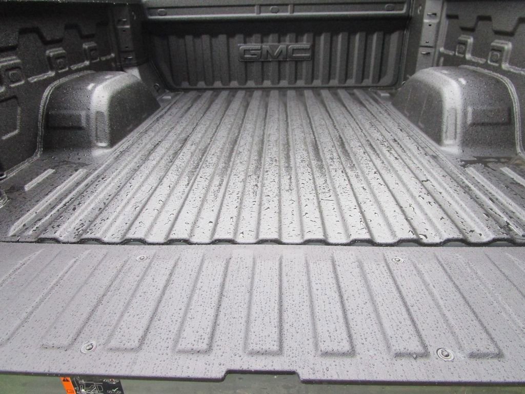 New 2026 GMC Sierra 1500 AT4 w/ AT4 Premium Package image 13