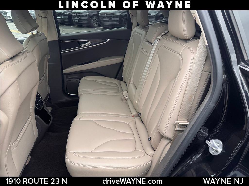 Certified 2022 Lincoln Nautilus AWD w/ Premium Package image 22