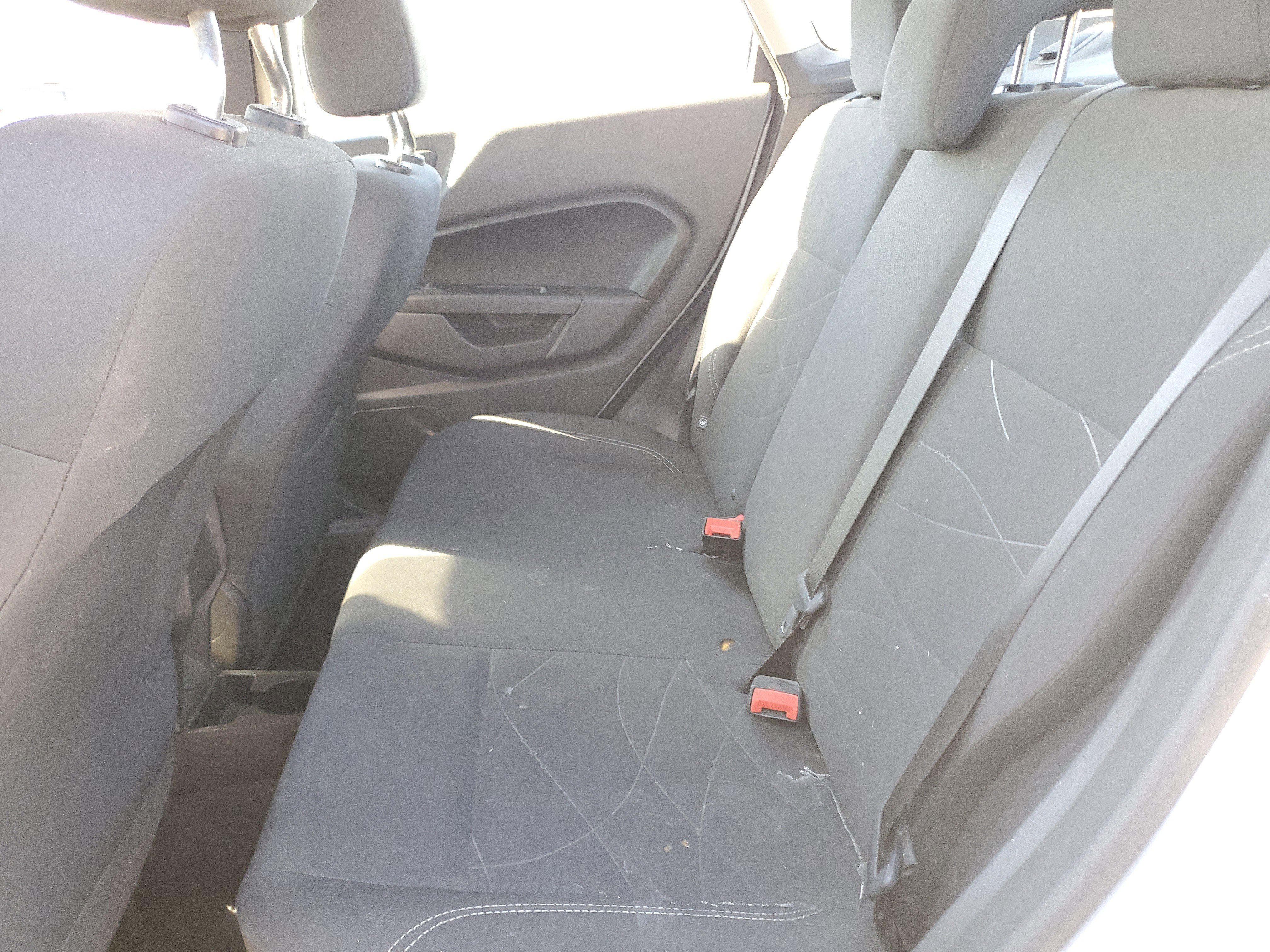 Used 2019 Ford Fiesta SE image 28