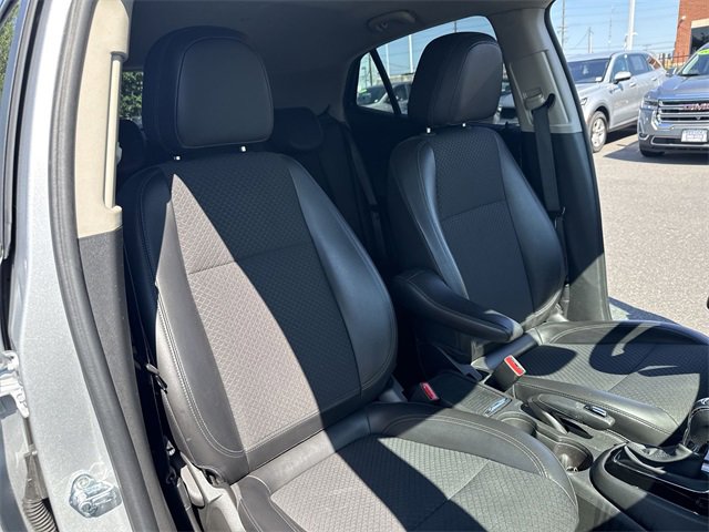 Certified 2022 Buick Encore Preferred w/ Safety Package image 27