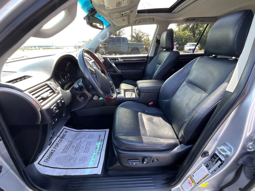 Used 2015 Lexus GX 460 image 16