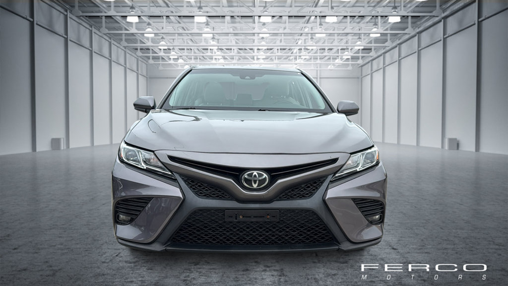 Used 2018 Toyota Camry SE w/ Moonroof Package FWD image 8