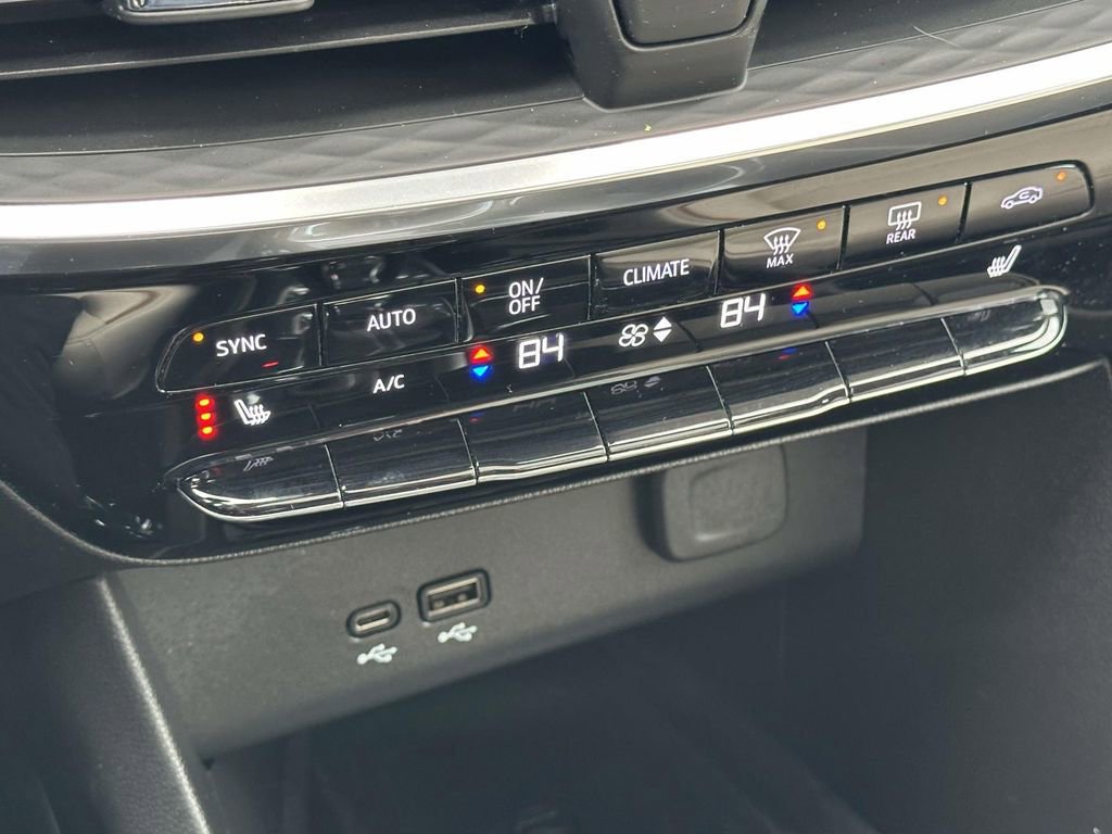 Certified 2024 Buick Encore GX Avenir w/ Avenir Technology Package image 32