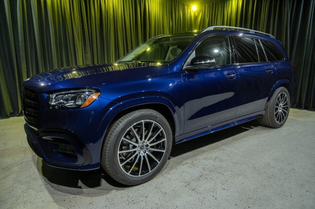 New 2026 Mercedes-Benz GLS 450 4MATIC image 1