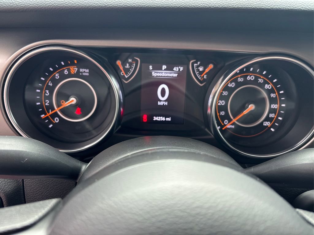 Used 2023 Jeep Gladiator Sport image 21