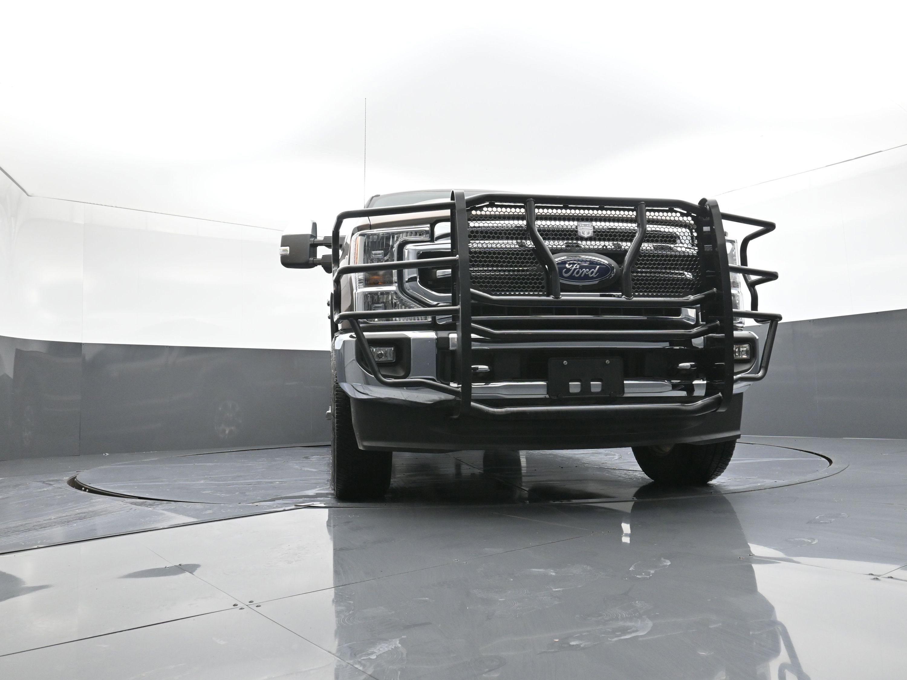 Used 2020 Ford F250 Lariat w/ Chrome Package image 23