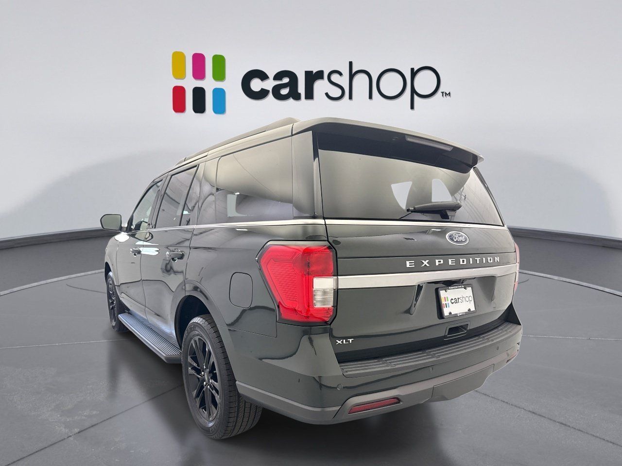 Used 2022 Ford Expedition XLT AWD/4WD image 3