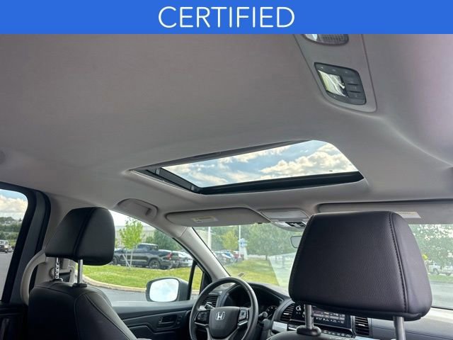 Certified 2025 Honda Odyssey EX-L image 19