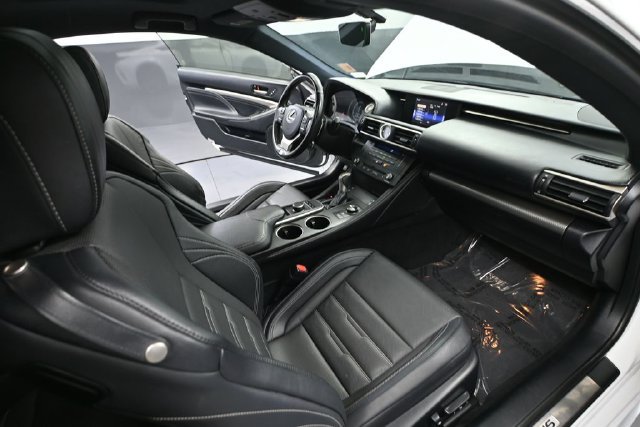 Used 2017 Lexus RC 200t F Sport RWD image 38