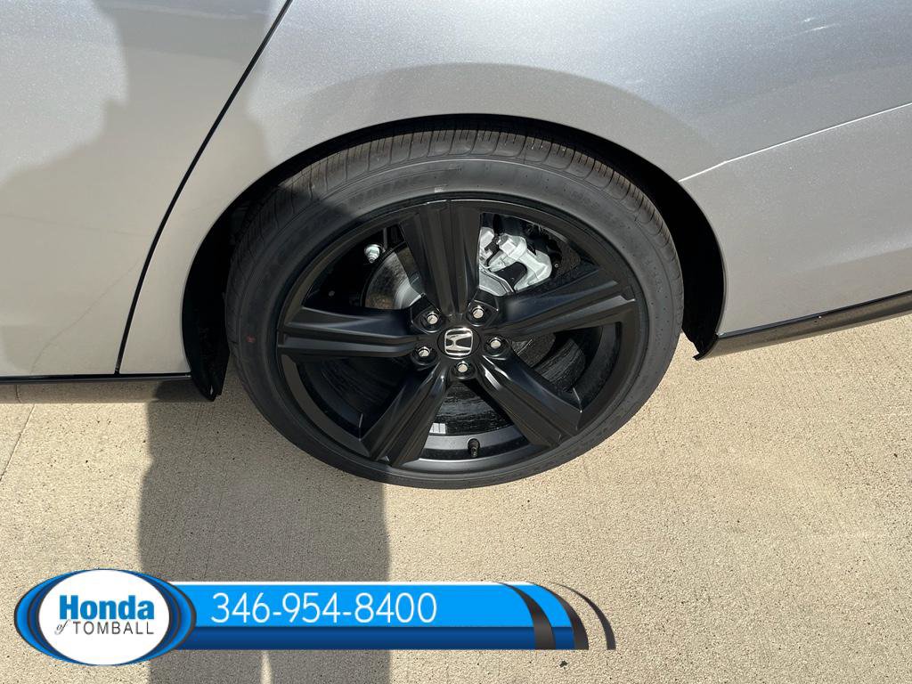 New 2026 Honda Accord Hybrid Sport-L FWD image 18