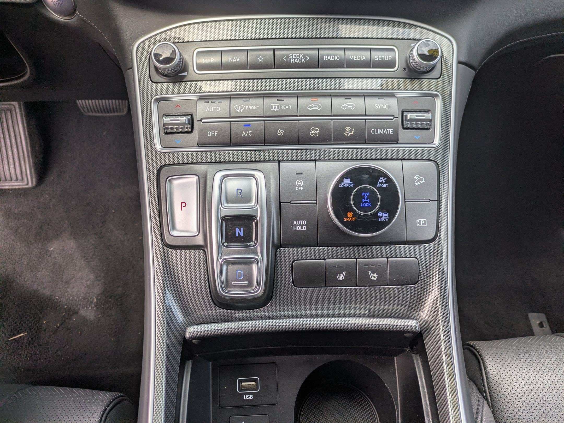 Certified 2023 Hyundai Santa Fe SEL w/ Premium Package AWD/4WD image 19