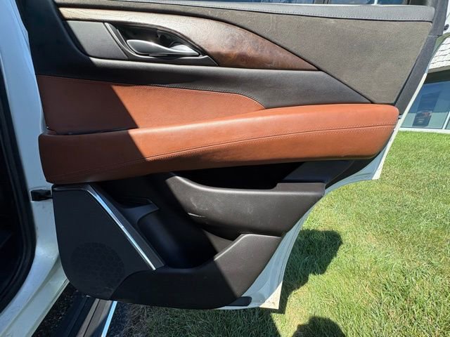 Used 2017 Cadillac Escalade Premium Luxury image 37