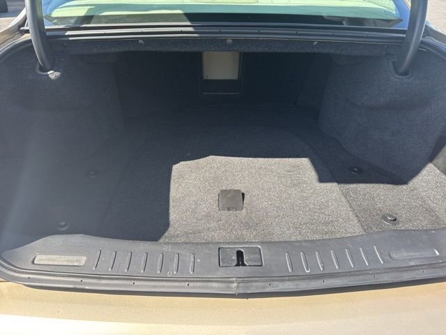 Used 2006 Cadillac DTS w/ Trunk Convenience Package FWD image 8