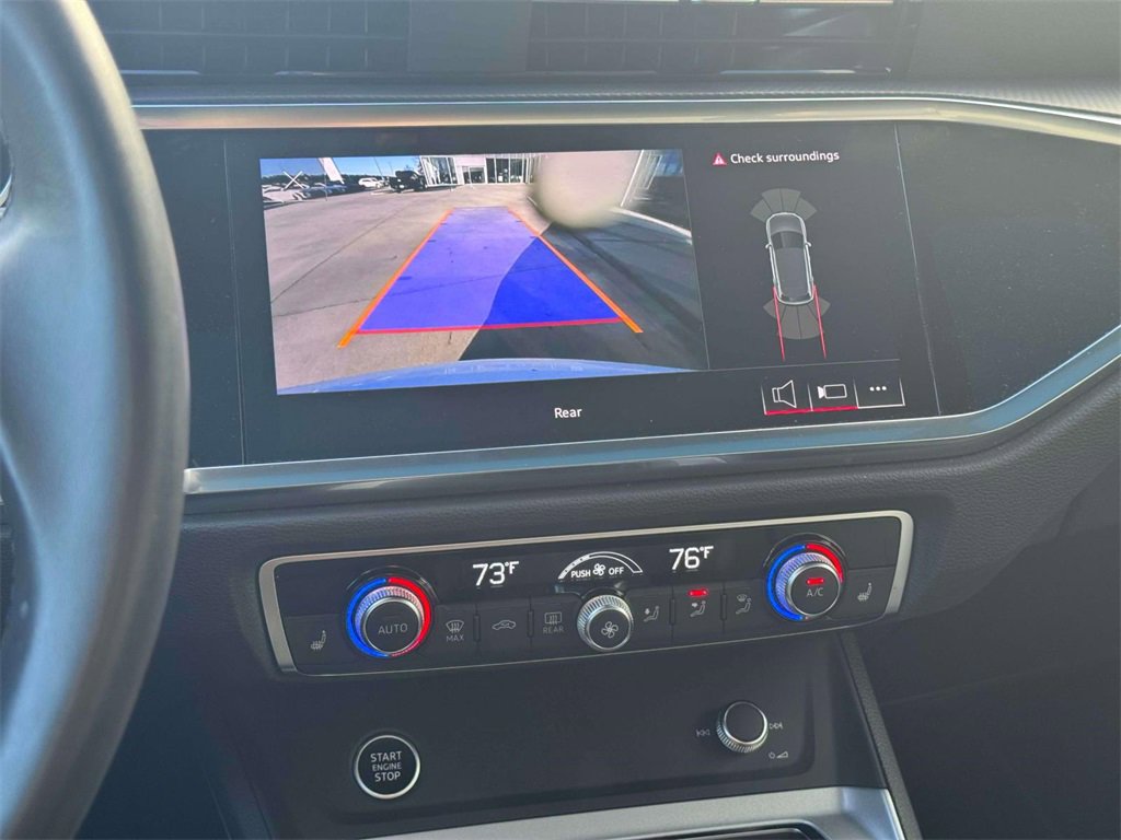 Used 2024 Audi Q3 2.0T Premium image 16