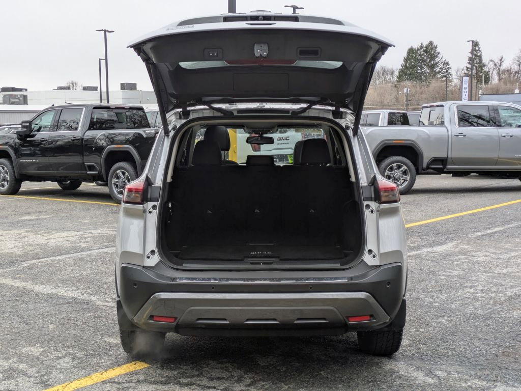 Used 2022 Nissan Rogue SL w/ SL Premium Package image 30