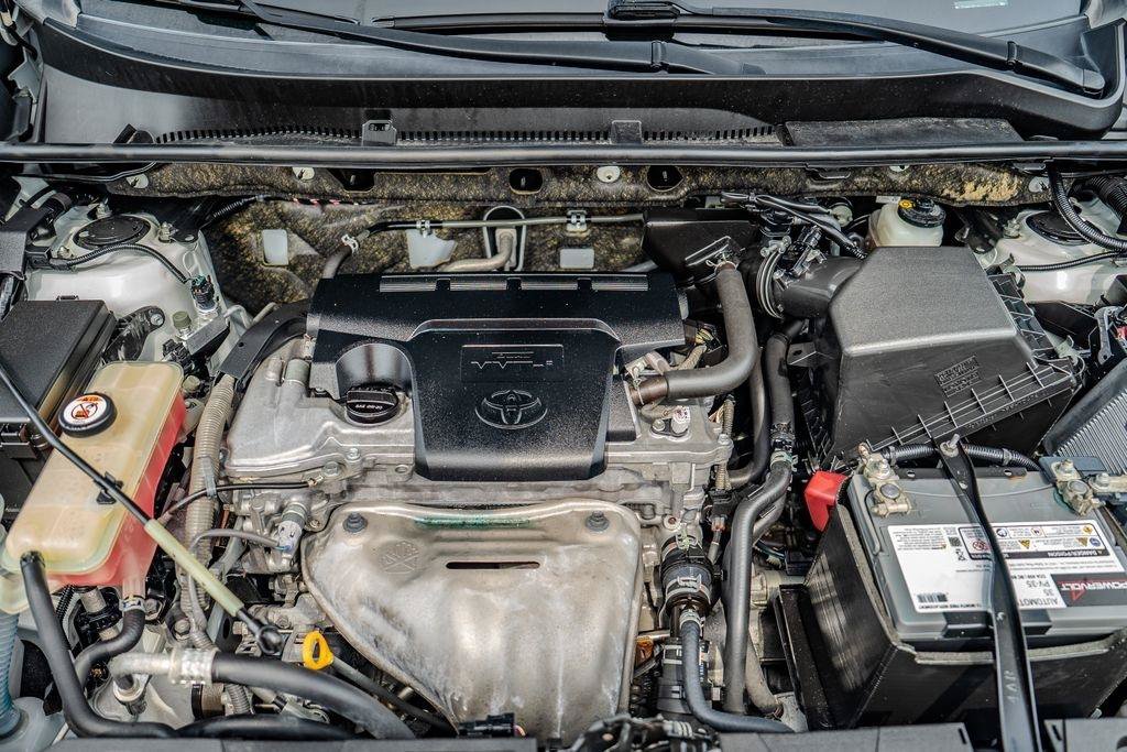 Used 2018 Toyota RAV4 XLE FWD image 31