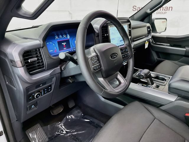 New 2026 Ford F150 XLT w/ Equipment Group 302A MID AWD/4WD image 9