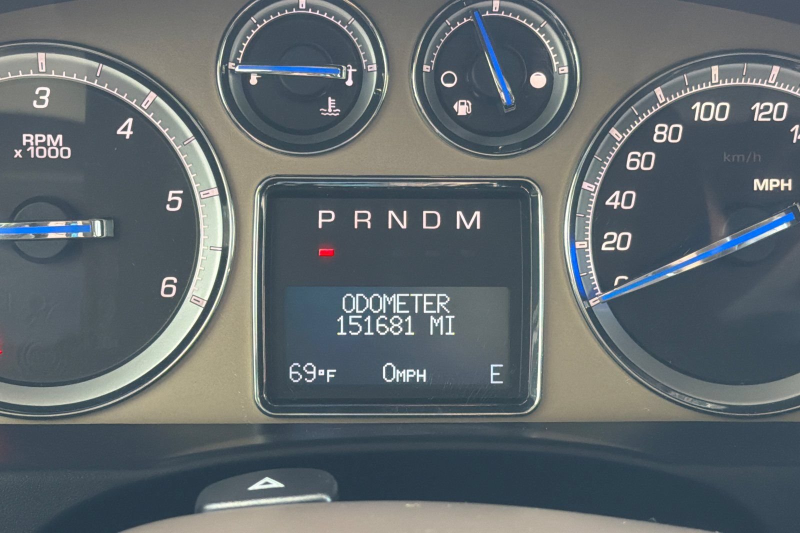 Used 2013 Cadillac Escalade ESV Platinum AWD/4WD image 27