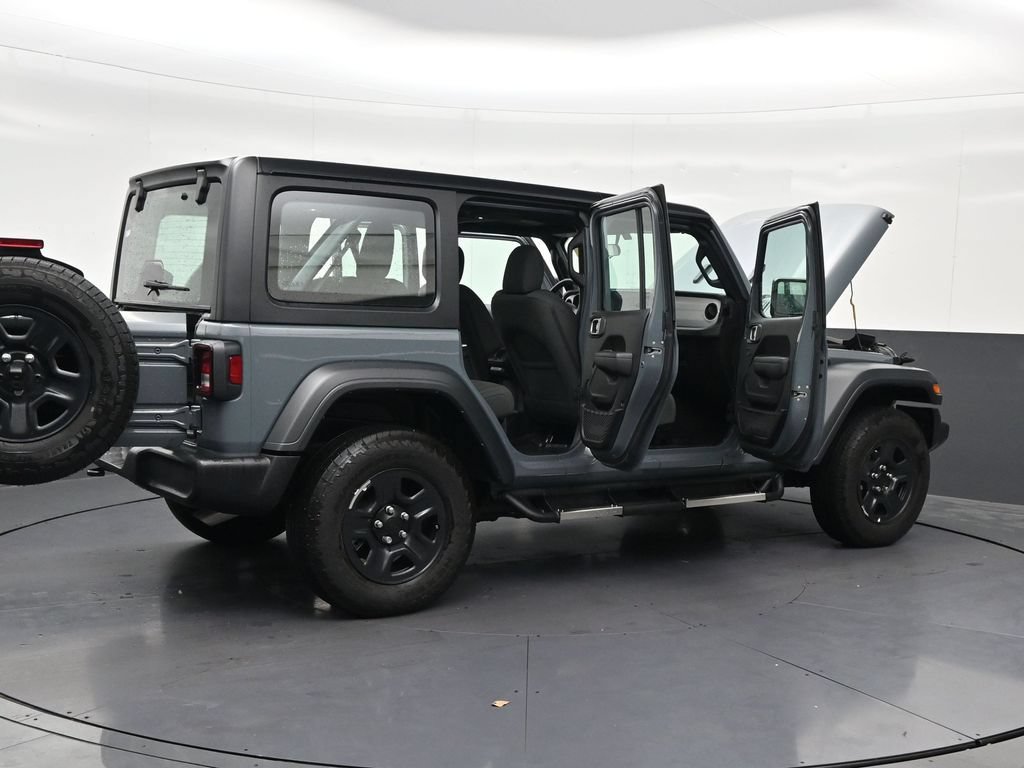 Used 2026 Jeep Wrangler Unlimited Sport AWD/4WD image 32