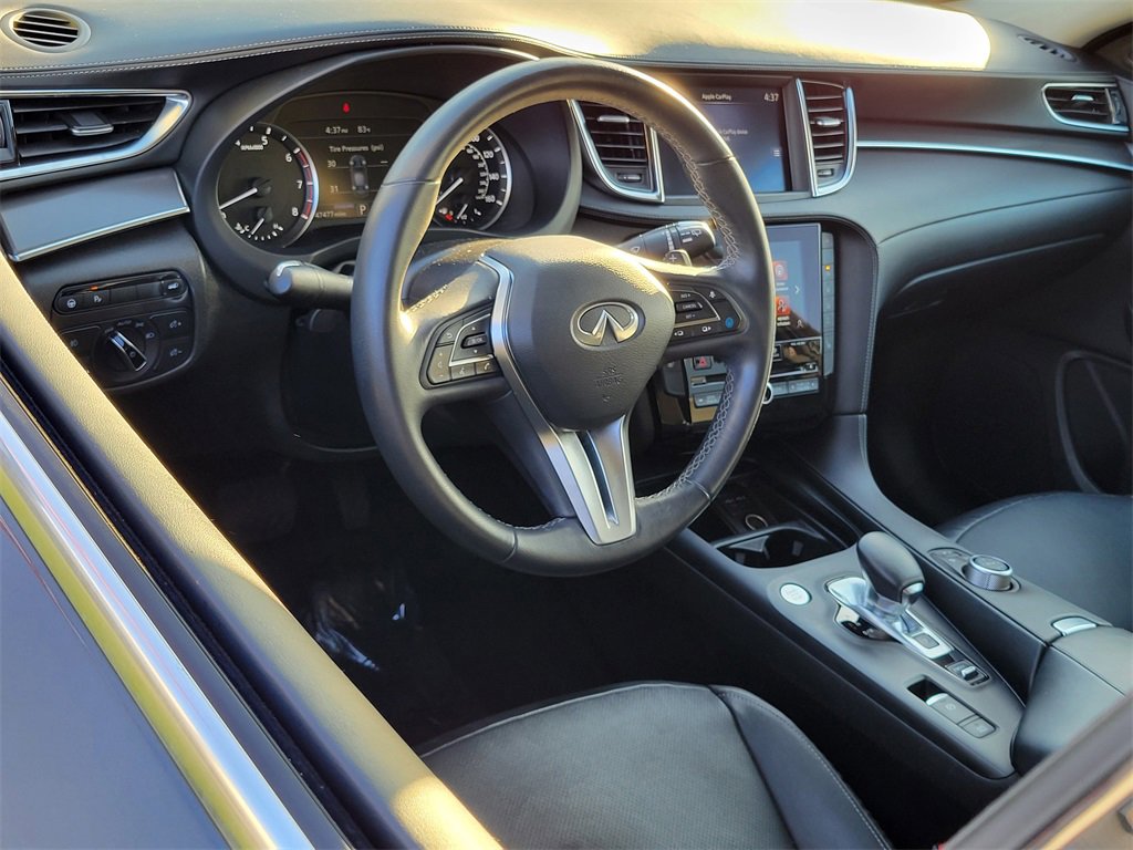 Used 2022 INFINITI QX50 Luxe image 3