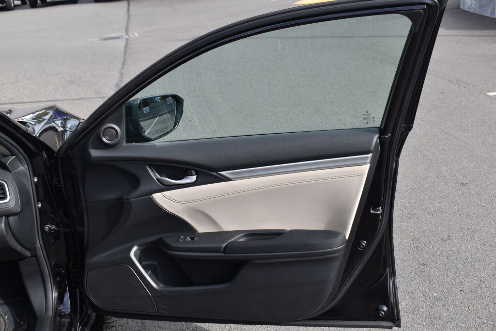 Used 2017 Honda Civic EX image 17