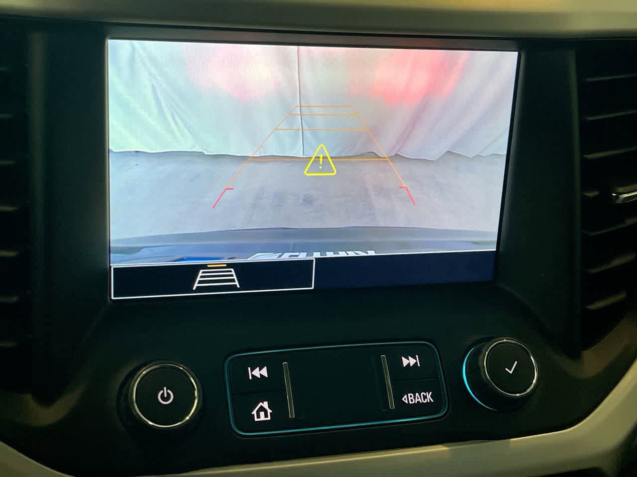Used 2022 GMC Acadia SLE AWD/4WD image 17