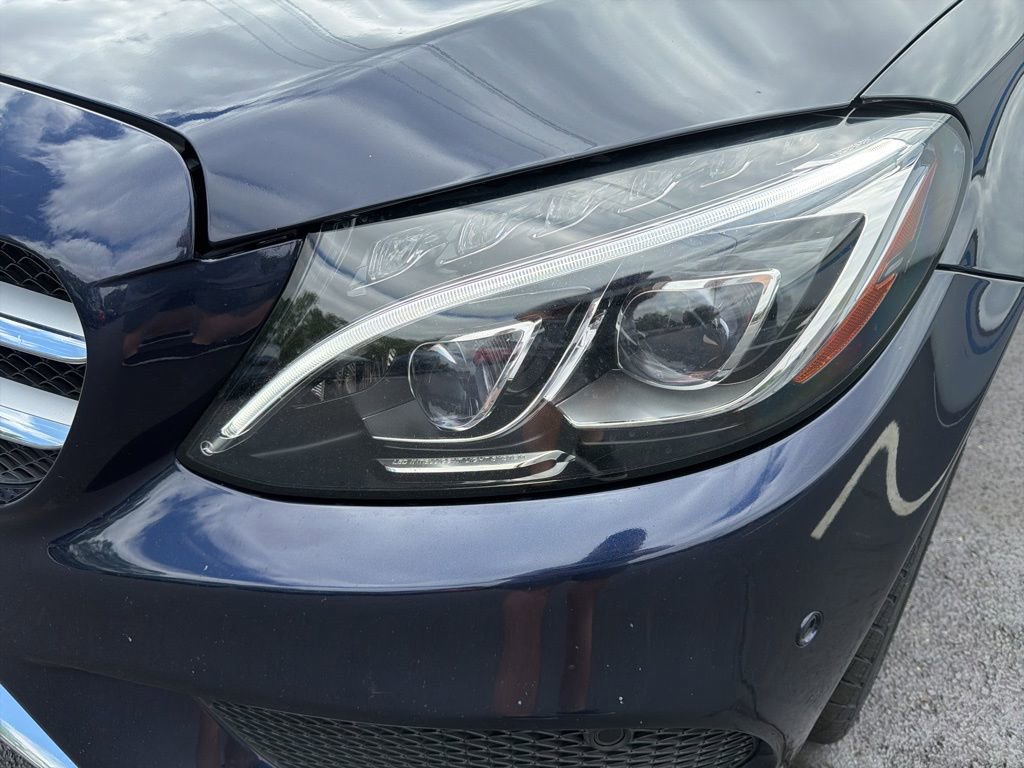 Used 2017 Mercedes-Benz C 300 4MATIC Sedan image 9