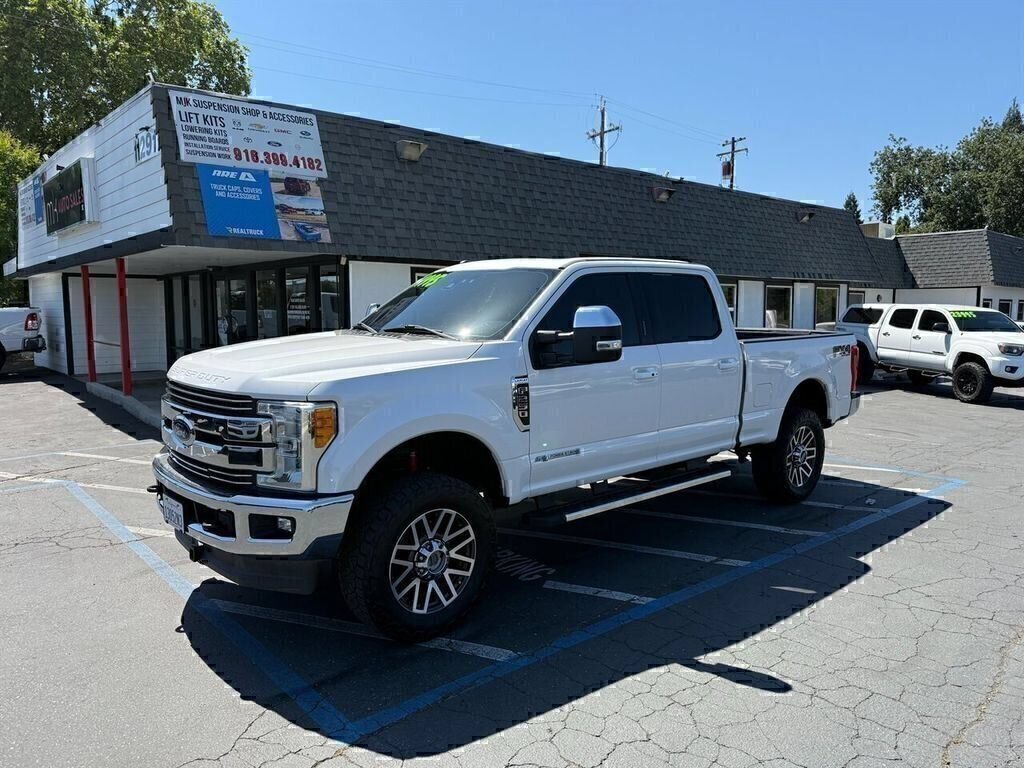 Used 2017 Ford F250 Lariat w/ Lariat Ultimate Package AWD/4WD image 1