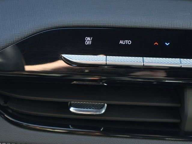 Certified 2025 Buick Enclave Preferred image 30