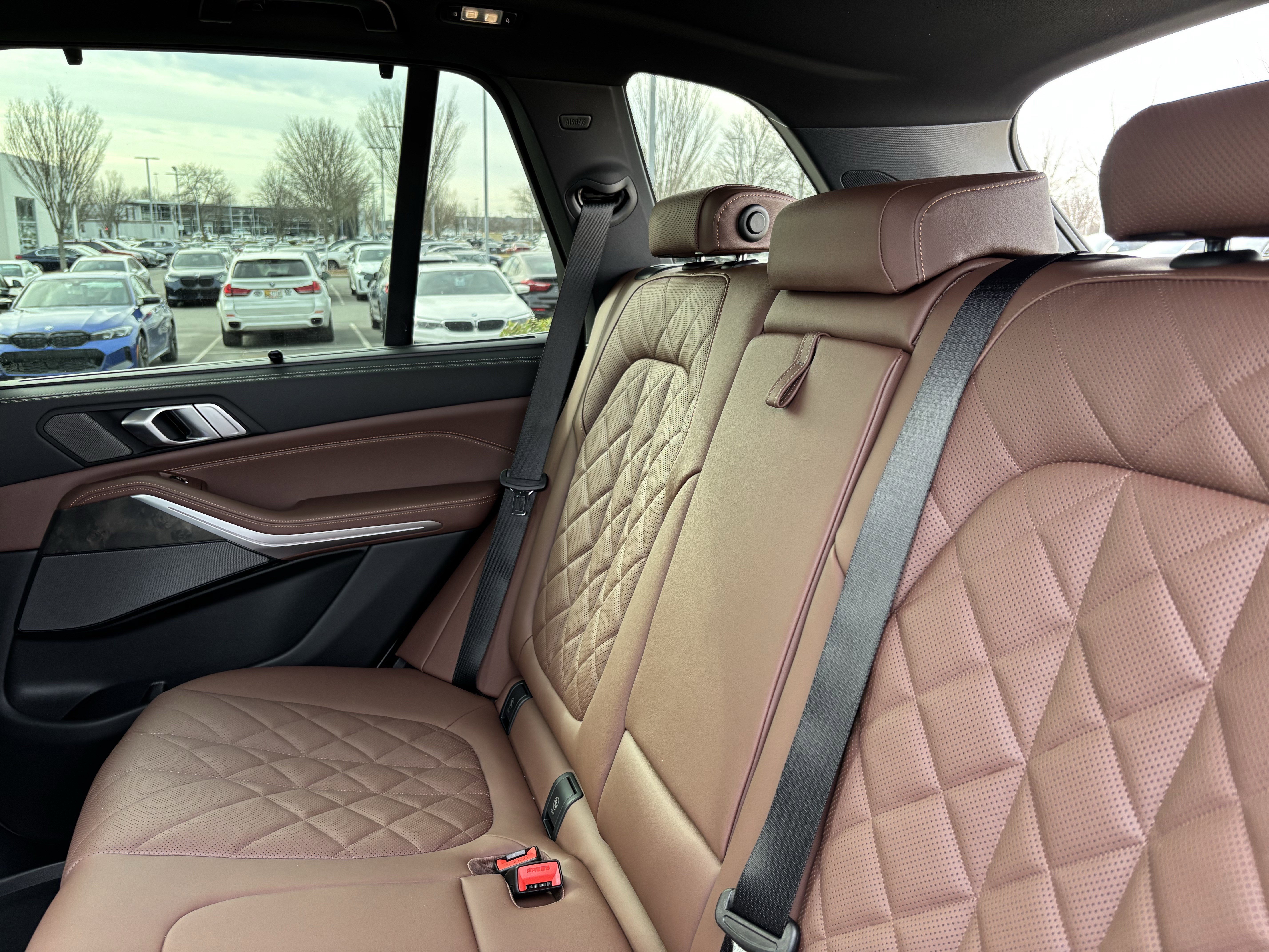 Used 2026 BMW X5 sDrive40i w/ Premium Package RWD image 34
