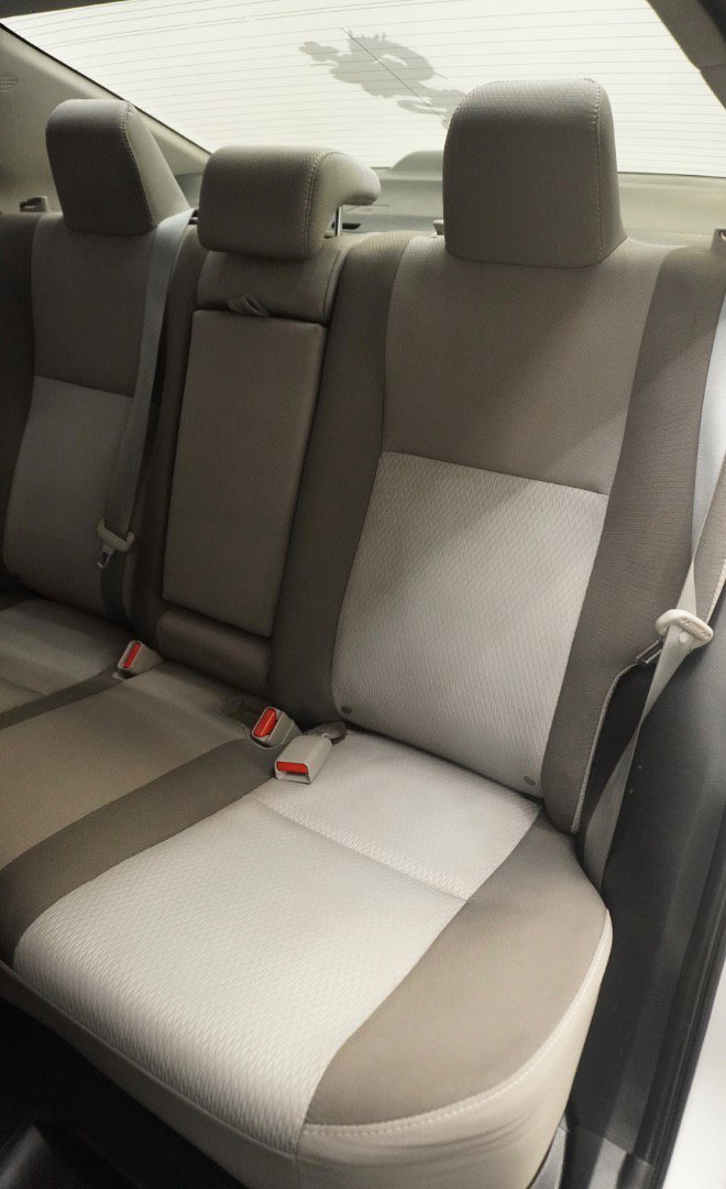 Used 2019 Toyota Corolla LE FWD image 5