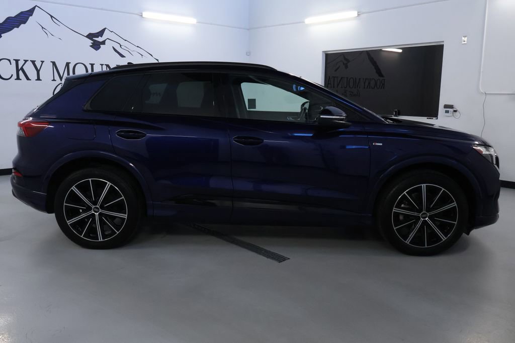 Used 2022 Audi Q4 e-tron Premium Plus w/ Premium Plus image 8